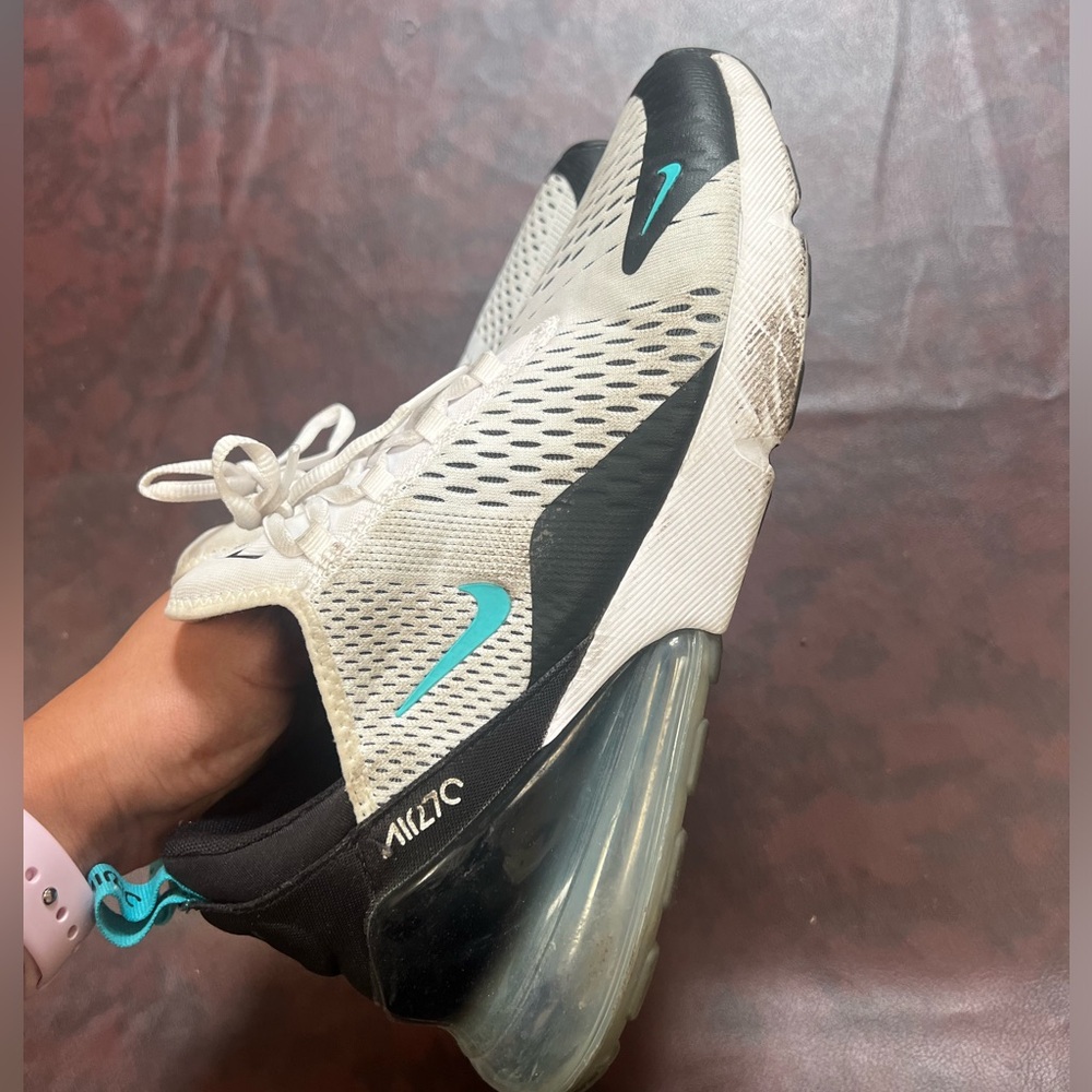 Nike Air Max 270